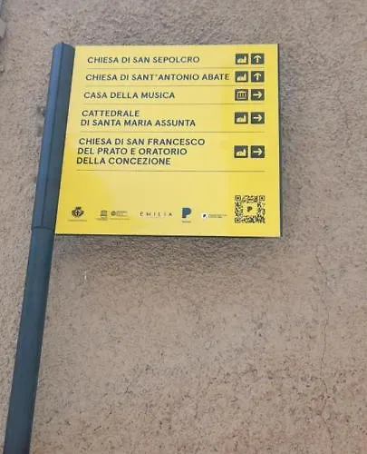 Claude Cozy Corner-apartment Apartament Parma