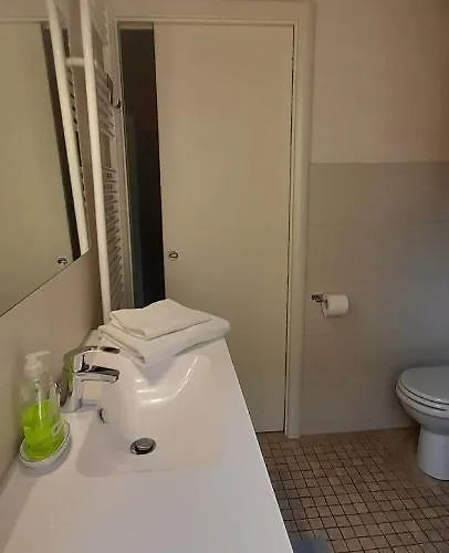 Claude Cozy Corner-apartment * Parma